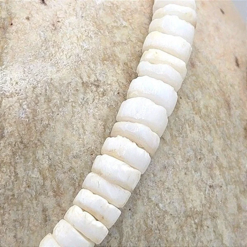 White Heishi Shell Bead Bracelet / Anklet Surf Beachy Boho‎ Puka Style Summer